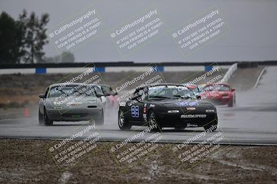 media/Nov-15-2025-CalClub SCCA (Sat) [[7bfa5a7151]]/Race/Group 4/